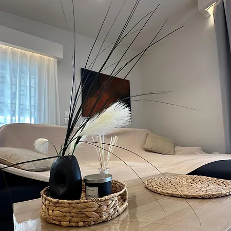 Luxury With Jacuzzi Apartment *