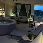 Apartamento Luxury With Jacuzzi