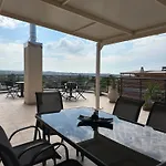 Luxury With Jacuzzi Epanomí