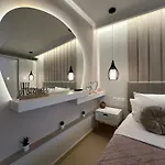 Luxury With Jacuzzi Apartamento *