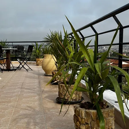 Luxury With Jacuzzi Apartment