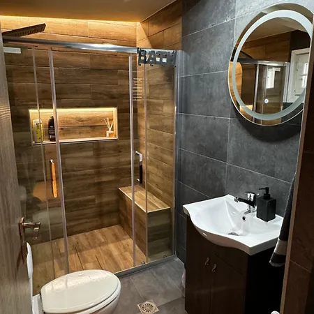Luxury With Jacuzzi *