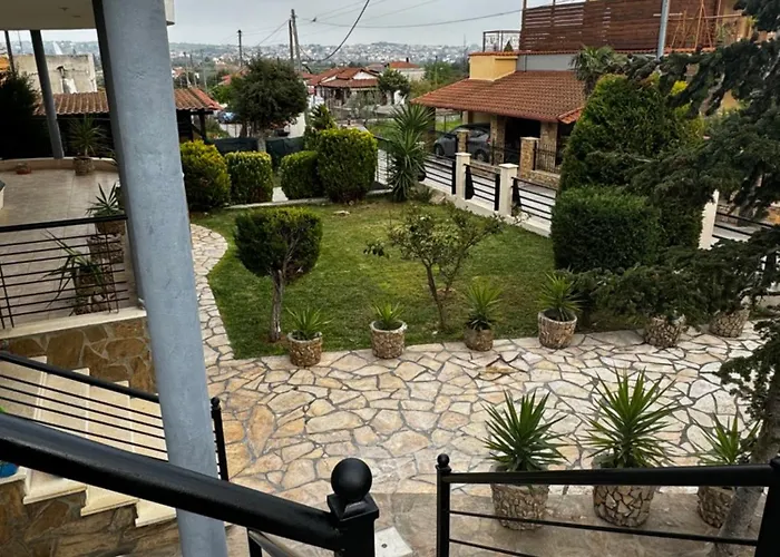 Luxury With Jacuzzi 埃帕诺米