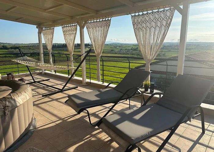 Luxury With Jacuzzi 公寓 *