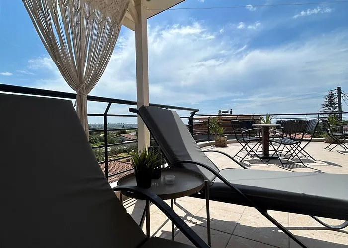 Luxury With Jacuzzi * Epanomi